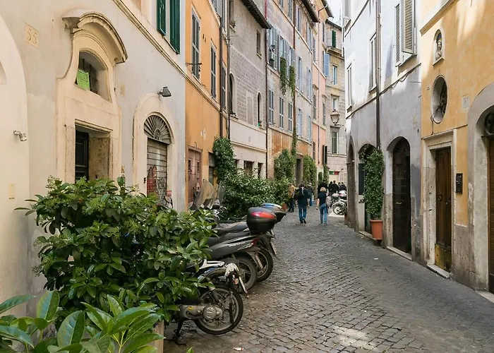 R.c. Cappellari Charming Campo De Fiori Rome